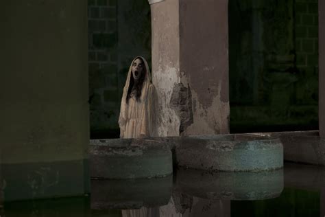 La Llorona: Ein Spukschöne vom Schicksal und der Verlorenen Liebe!